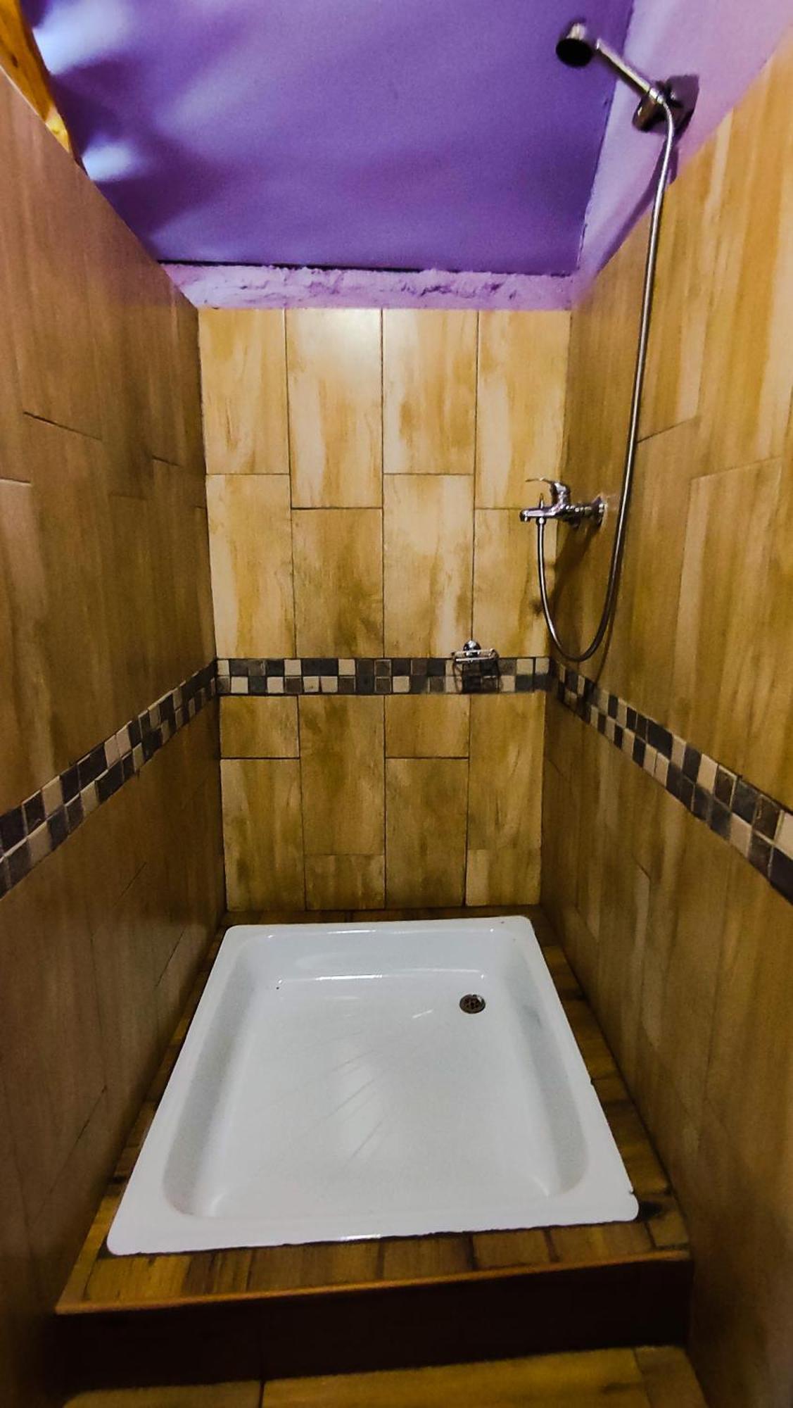 Elephant Trail Guesthouse And Backpackers Kasane Quarto foto